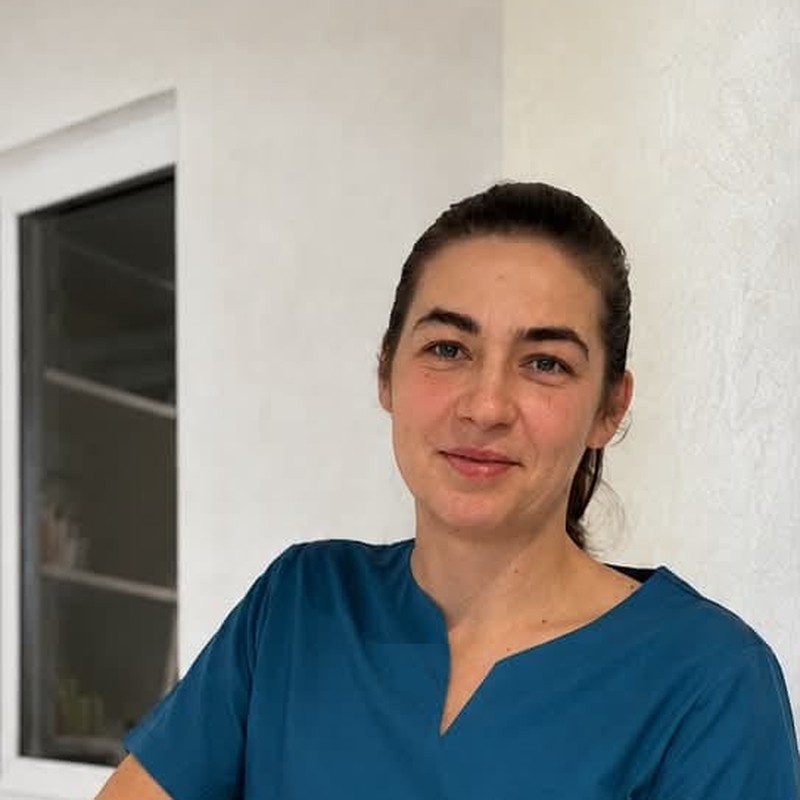 Racariu Mihaela - fizioterapeut, Clinica Kinetoterapia