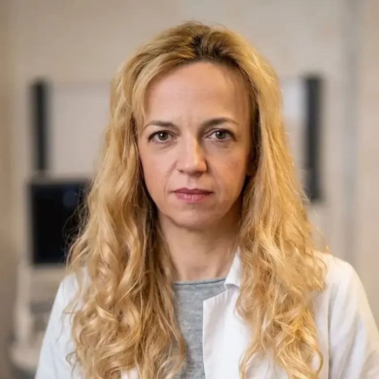 Dr. Simona Berea, medic primar medicină fizică și de reabilitare, Clinica Kinetoterapia Piatra-Neamț